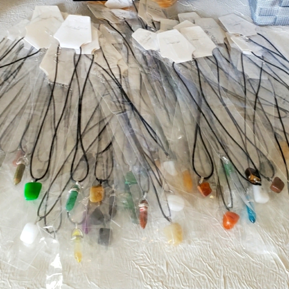 Brand New Fashion Jewlery 65 Pieces in Original Packaging